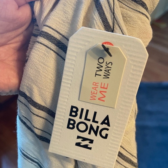 Billabong off the shoulder blouse - Picture 7 of 8